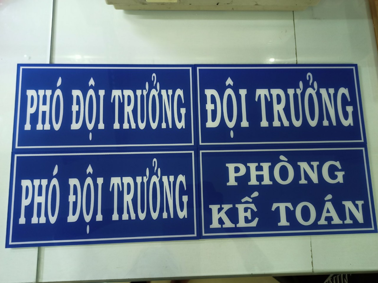 Bảng Tên Chức Danh